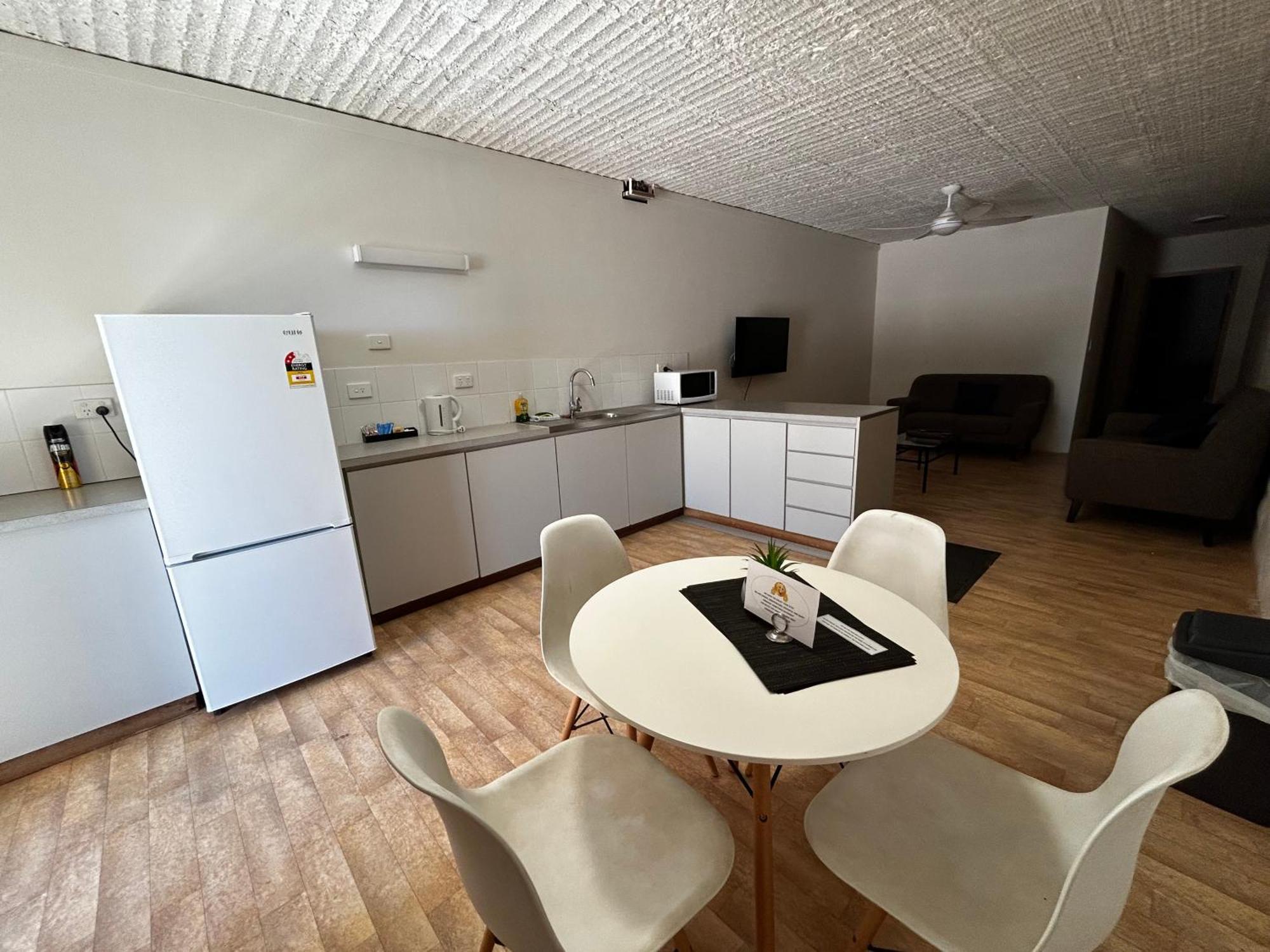 Desert View Apartments Coober Pedy Exterior photo